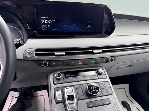 Used 2024 Hyundai Palisade SEL image 18