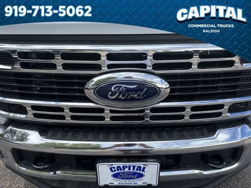 New 2025 Ford F550 4x4 Crew Cab image 10