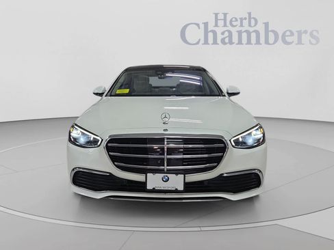 Used 2022 Mercedes-Benz S 500 4MATIC image 2
