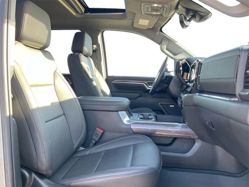 Used 2025 Chevrolet Silverado 2500 LTZ w/ Trail Boss Package image 25