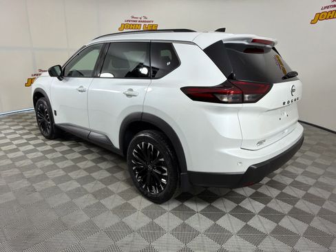 New 2026 Nissan Rogue Dark Armor FWD image 3