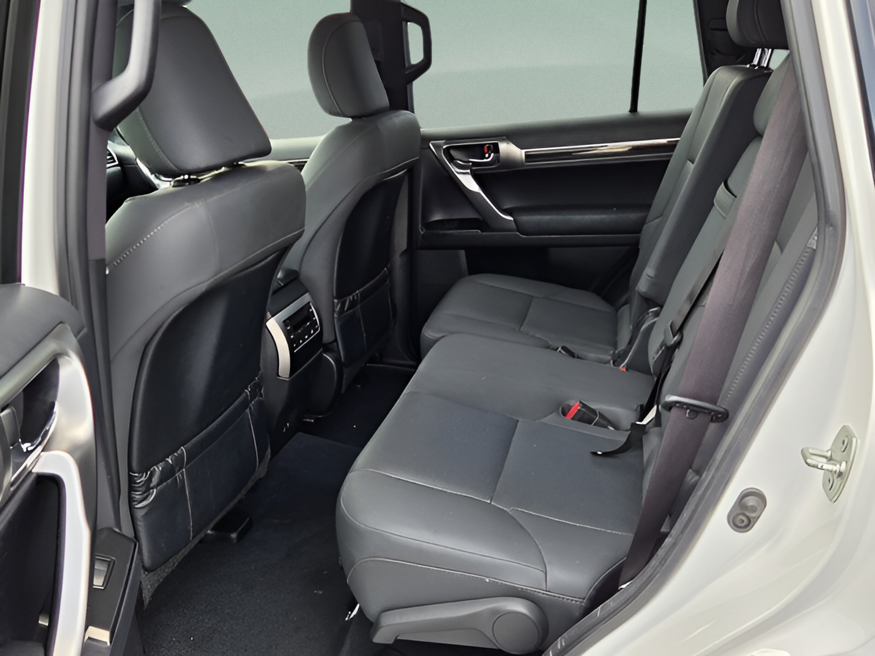 Certified 2023 Lexus GX 460 Premium w/ Premium Package AWD/4WD image 11