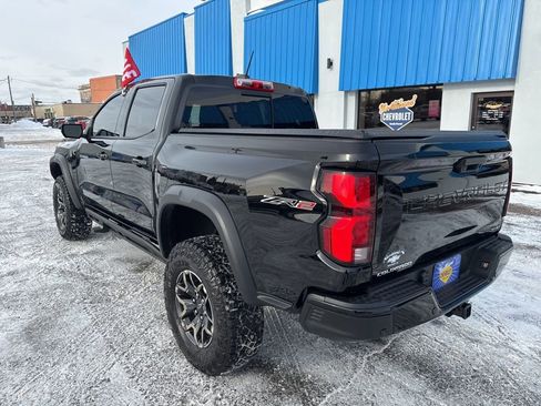 Used 2024 Chevrolet Colorado ZR2 w/ Technology Package image 13
