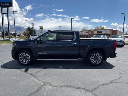 Used 2024 GMC Sierra 1500 Denali Ultimate AWD/4WD image 4