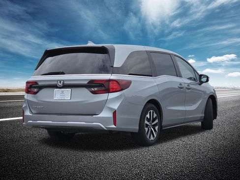 Used 2025 Honda Odyssey EX-L image 21