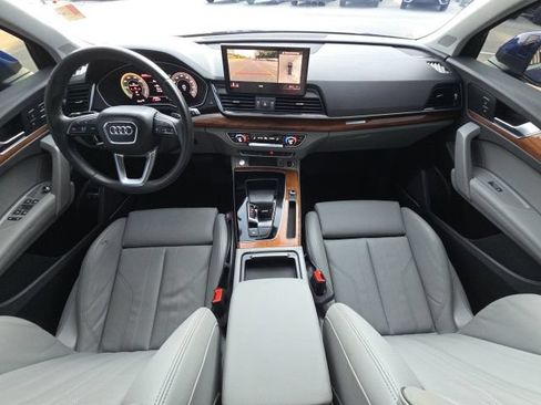Used 2022 Audi Q5 e Premium Plus AWD/4WD image 36