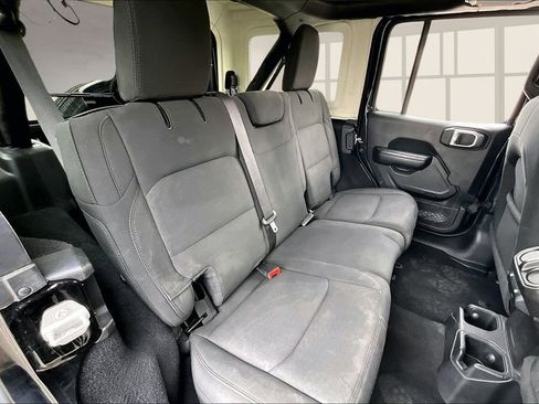 Used 2021 Jeep Wrangler Unlimited Sport S image 23