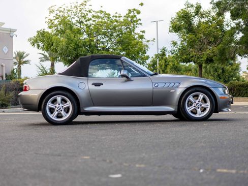 Used 2001 BMW Z3 2.5i image 7