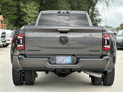 Used 2022 RAM 3500 Laramie AWD/4WD image 6