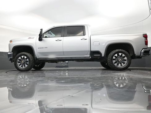Used 2022 Chevrolet Silverado 2500 LT w/ Convenience Package AWD/4WD image 22