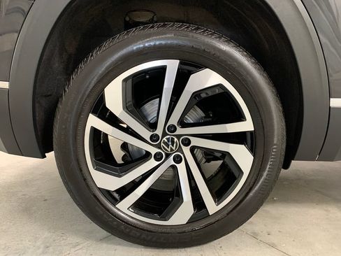 Used 2021 Volkswagen Atlas SEL Premium AWD/4WD image 10