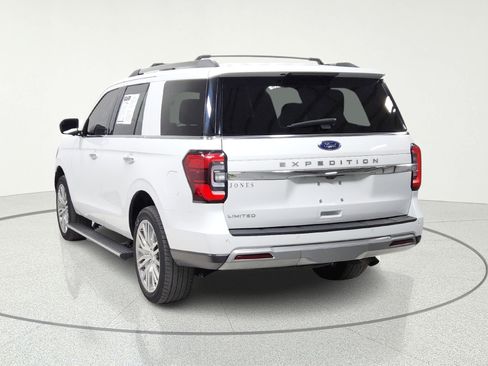 Used 2024 Ford Expedition Limited AWD/4WD image 7
