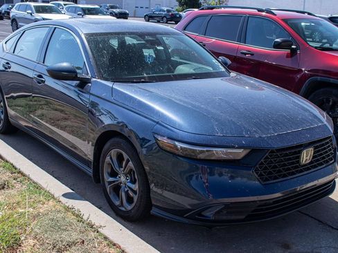 Used 2024 Honda Accord EX image 3