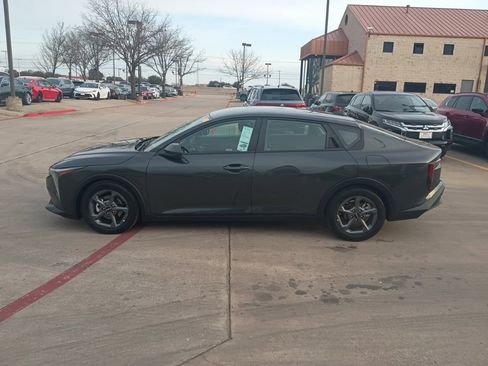 Used 2025 Kia K4 LXS image 4