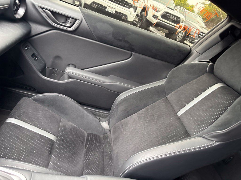 Used 2024 Toyota GR86 Premium RWD image 13
