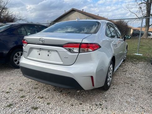 Used 2024 Toyota Corolla LE image 4