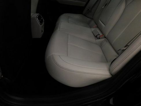 Used 2024 Genesis G70 2.5T image 40