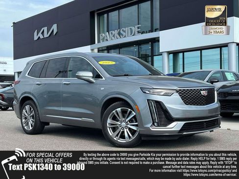 Used 2023 Cadillac XT6 Premium Luxury FWD image 1