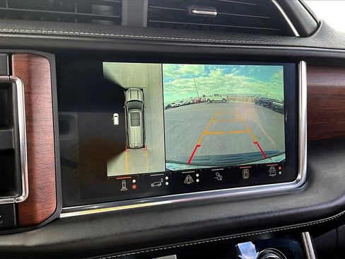 Used 2023 GMC Yukon XL Denali Ultimate image 21