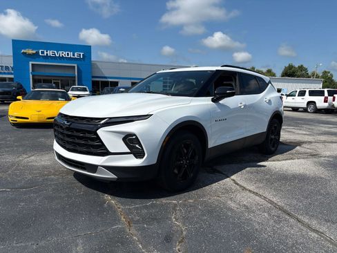 Used 2024 Chevrolet Blazer LT w/ Sound & Technology Package image 1