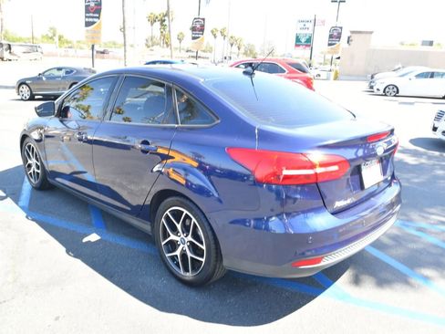 Used 2017 Ford Focus SEL FWD image 5