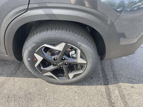 New 2026 Kia Seltos S AWD/4WD image 5