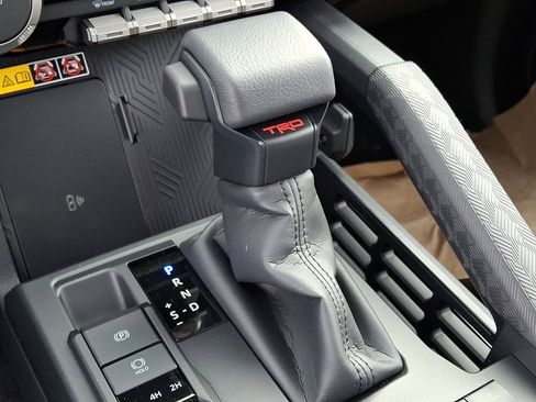 New 2026 Toyota 4Runner TRD Sport Premium AWD/4WD image 9