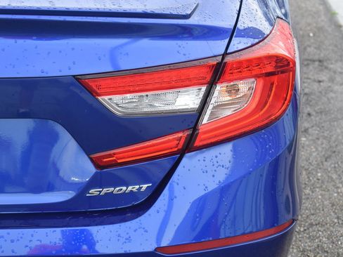Used 2019 Honda Accord Sport image 8