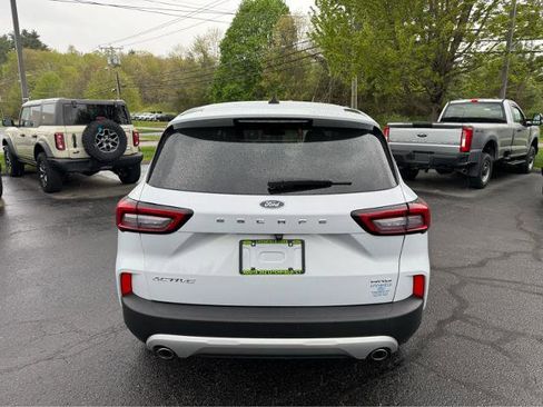 Certified 2025 Ford Escape Active w/ Cold Weather Package AWD/4WD image 4