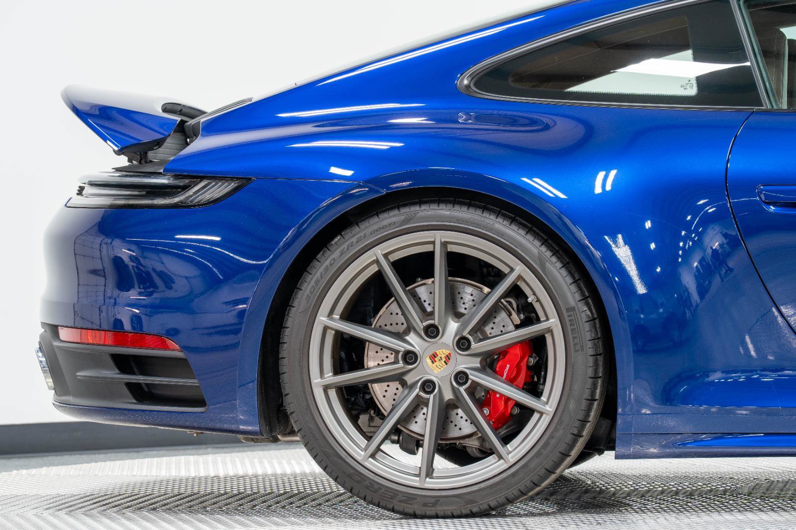 Used 2024 Porsche 911 Carrera 4S AWD/4WD image 21