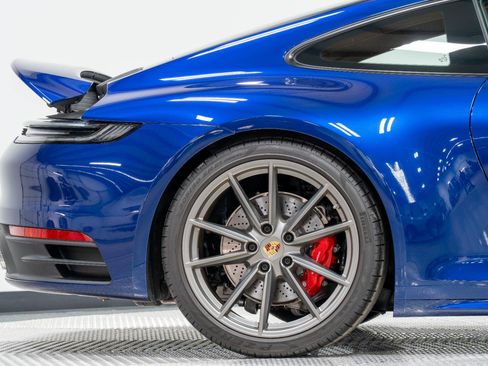 Used 2024 Porsche 911 Carrera 4S AWD/4WD image 21