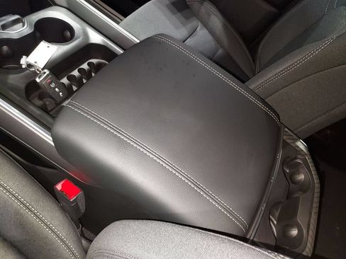 New 2026 RAM 1500 Express AWD/4WD image 26