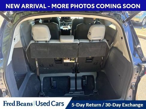 Used 2021 Toyota Sienna XLE AWD/4WD image 8