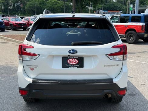 Certified 2024 Subaru Forester Premium AWD/4WD image 9