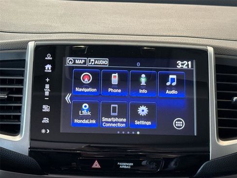 Used 2019 Honda Ridgeline RTL-T image 12