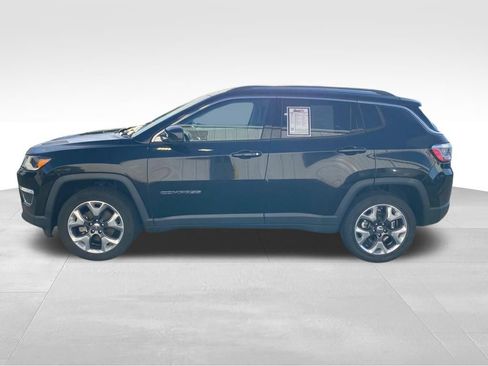 Used 2018 Jeep Compass Limited w/ Navigation Group AWD/4WD image 3