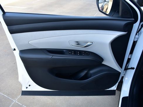 Used 2025 Hyundai Tucson SEL image 14