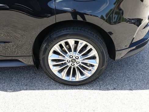 Used 2020 Ford Edge Titanium w/ Equipment Group 301A AWD/4WD image 4