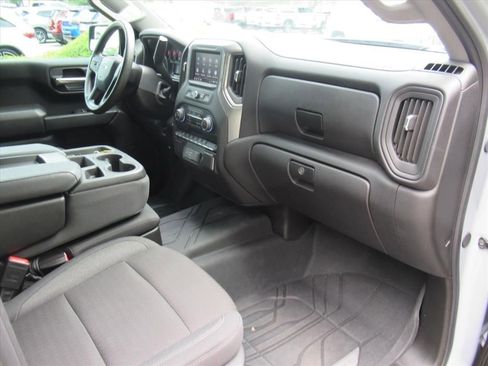 Used 2024 Chevrolet Silverado 1500 Custom w/ Dark Appearance Package RWD image 10