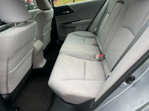 Used 2017 Honda Accord LX image 20