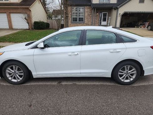 Used 2017 Hyundai Sonata SE image 6