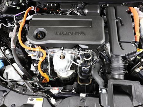 Used 2023 Honda Accord Touring image 28