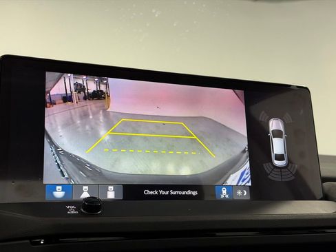 Used 2024 Honda Accord Touring image 19