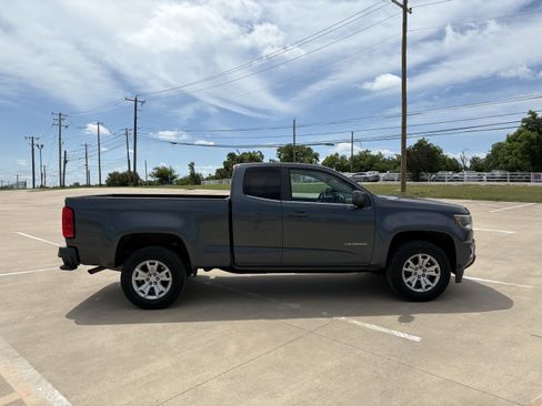 Used 2015 Chevrolet Colorado LT w/ LT Convenience Package RWD image 4