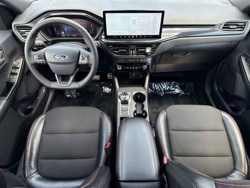 Used 2024 Ford Escape ST-Line w/ Tech Pack #1 FWD image 17