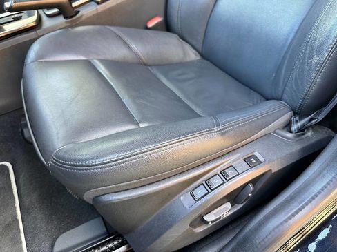 Used 2009 Volvo S40 T5 R-Design image 45