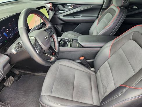 Used 2024 Chevrolet Blazer EV RS image 13