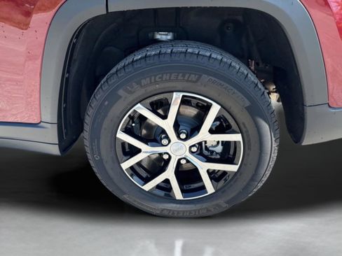 Used 2025 Jeep Grand Cherokee Limited w/ Trailer Tow Package image 43