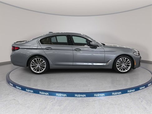 Certified 2023 BMW 530i w/ Convenience Package image 4