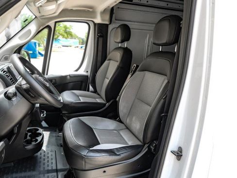 Used 2024 RAM ProMaster 2500 w/ Convenience Group FWD image 25